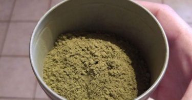 Kratom powder